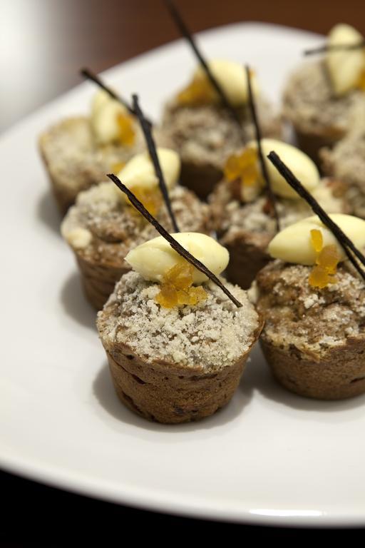 Alvear Art Hotel Buenos Aires Ngoại thất bức ảnh A chocolate dessert